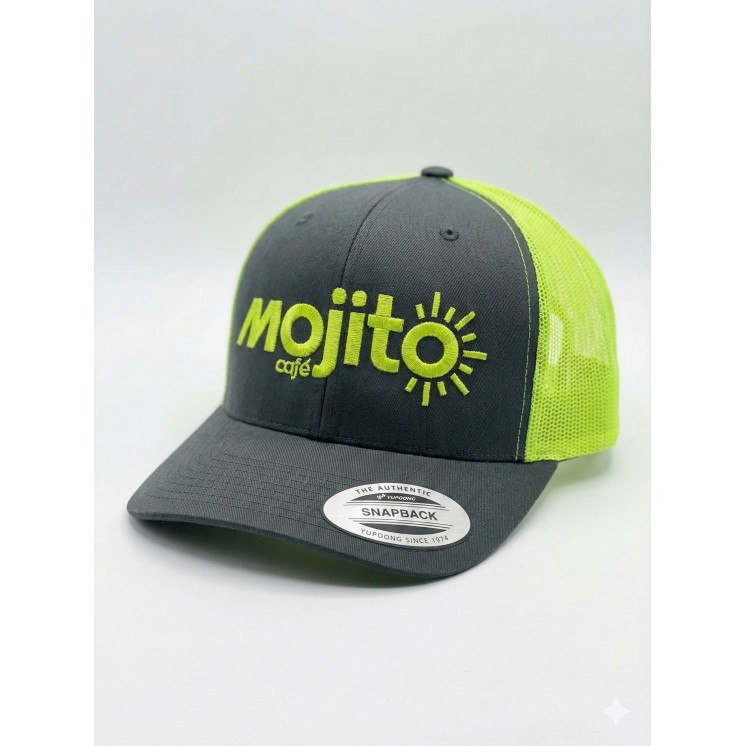 Casquette grise et verte fluo